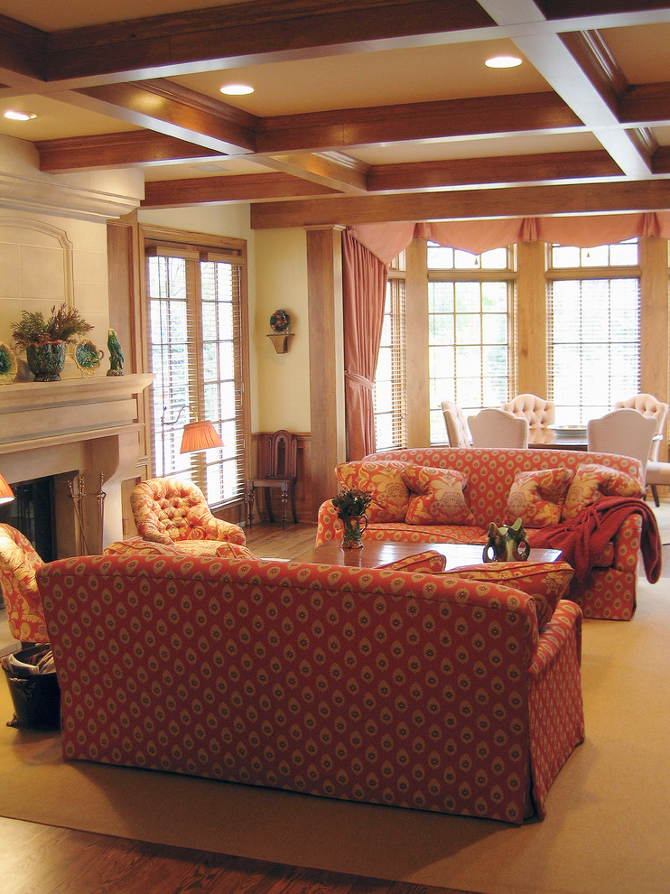 Inspiration for a timeless family room remodel in Chicago
