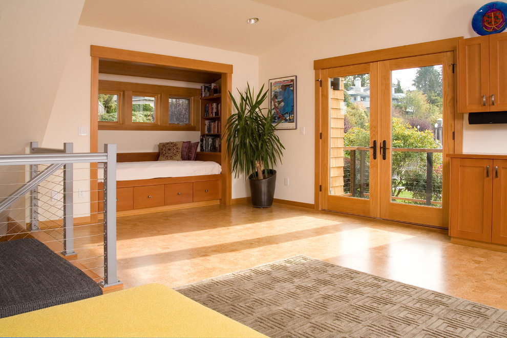 Diseño de sala de estar actual con suelo de corcho