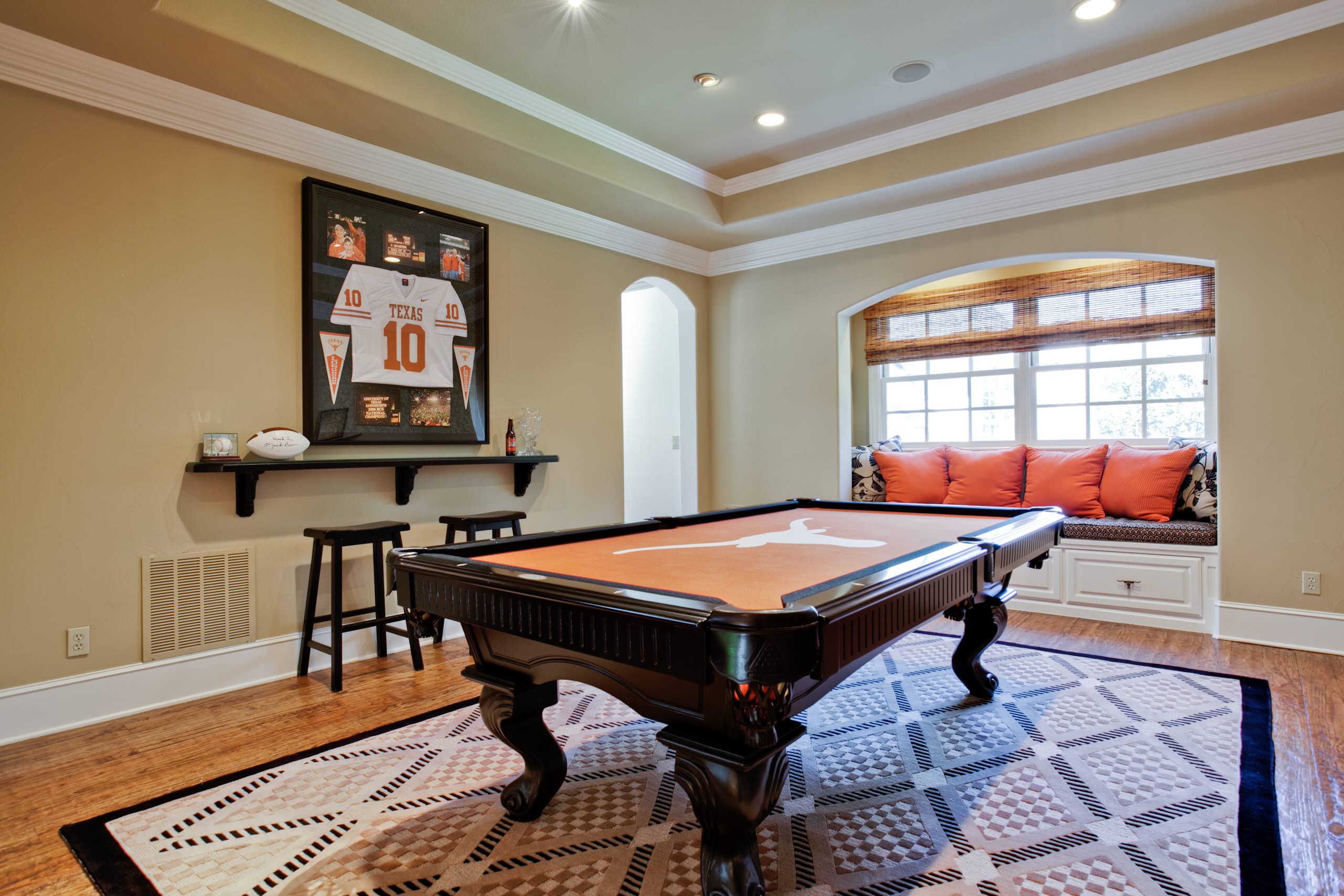 Rug Under Pool Table Houzz, Pool Table Rugs
