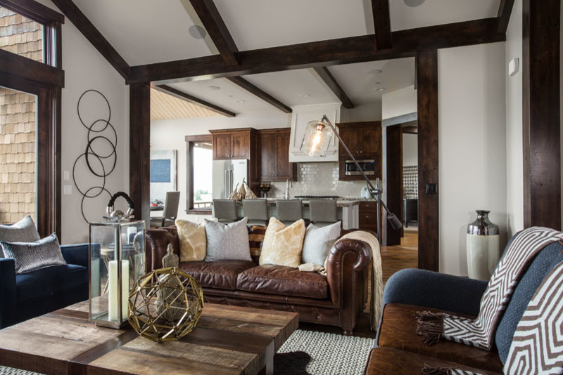 Свежая идея для дизайна: гостиная комната в стиле рустика - отличное фото интерьера