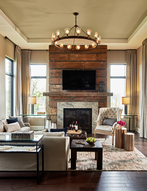 Restoration Hardware Branded Home - Wohnzimmer - Detroit - von Mary Cook