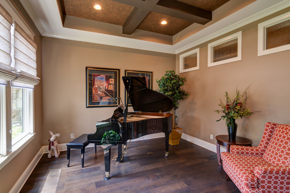 Идея дизайна: открытая гостиная комната среднего размера в стиле кантри с музыкальной комнатой, оранжевыми стенами, темным паркетным полом и коричневым полом без камина, телевизора