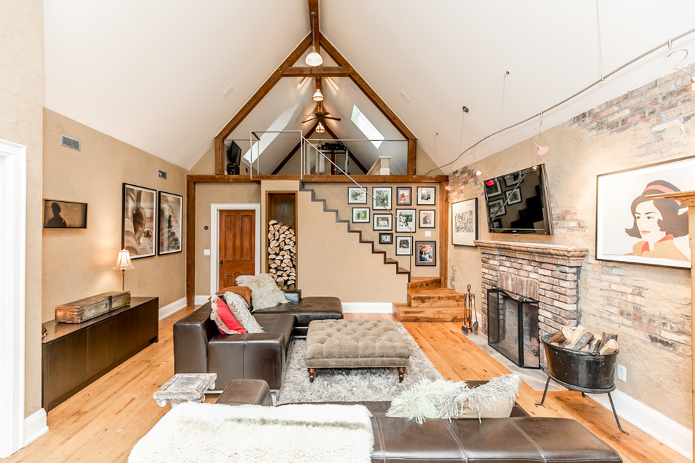 Schomberg Country Home and Horse Farm Farmhouse Family Room