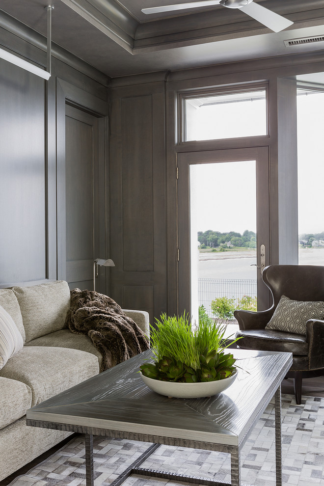 Diseño de sala de estar abierta tradicional renovada de tamaño medio con paredes marrones, moqueta y suelo beige