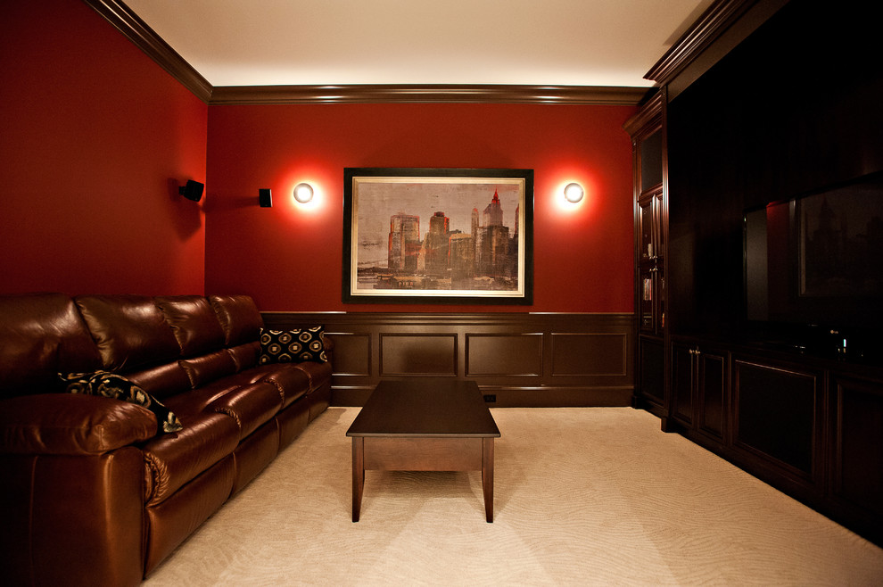 Ispirazione per un soggiorno classico di medie dimensioni e chiuso con pareti rosse, moquette, nessun camino, parete attrezzata e pavimento beige