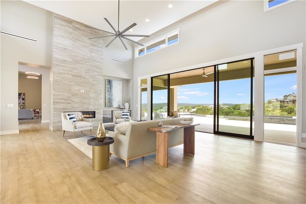 spanish-oaks-modern-views-modern-family-room-austin-by-elliot