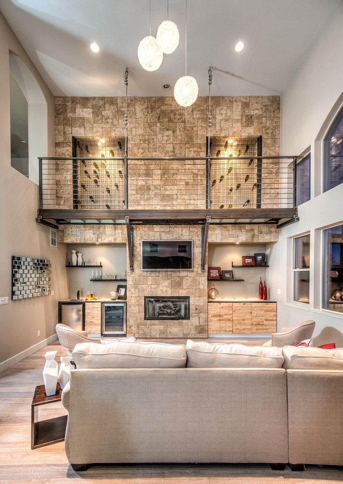 Réalisation d'une salle de séjour design ouverte avec un mur beige, un sol en bois brun, un téléviseur fixé au mur et une cheminée ribbon.