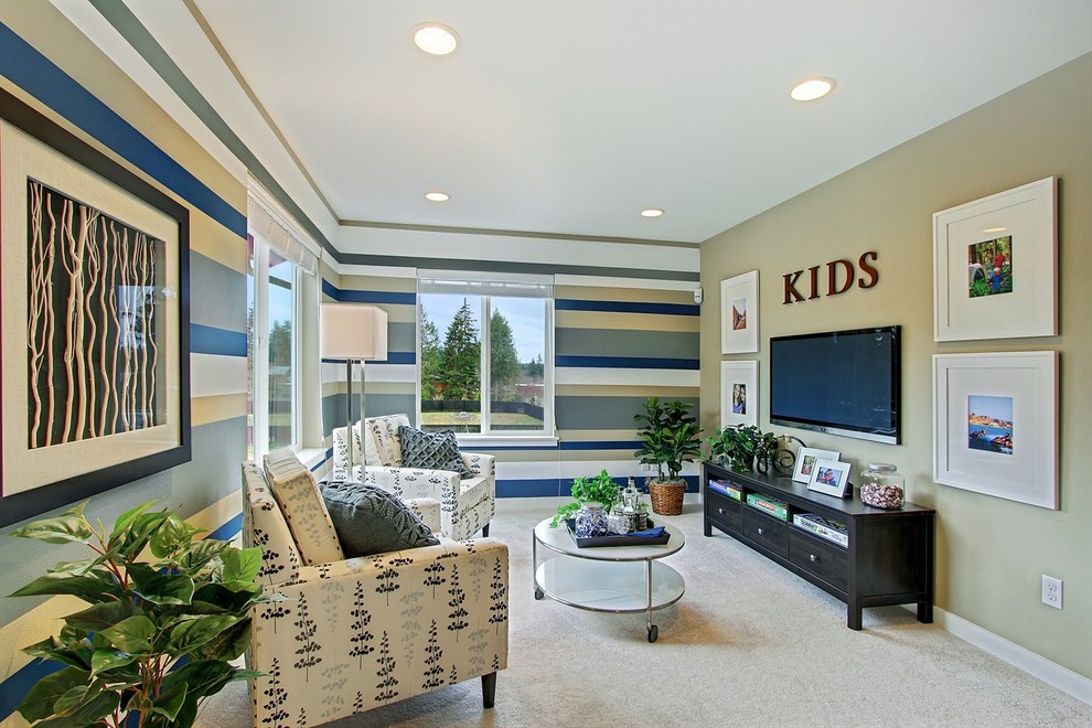 Classic enclosed games room in Seattle with multi-coloured walls, carpet, a wall mounted tv and feature lighting.