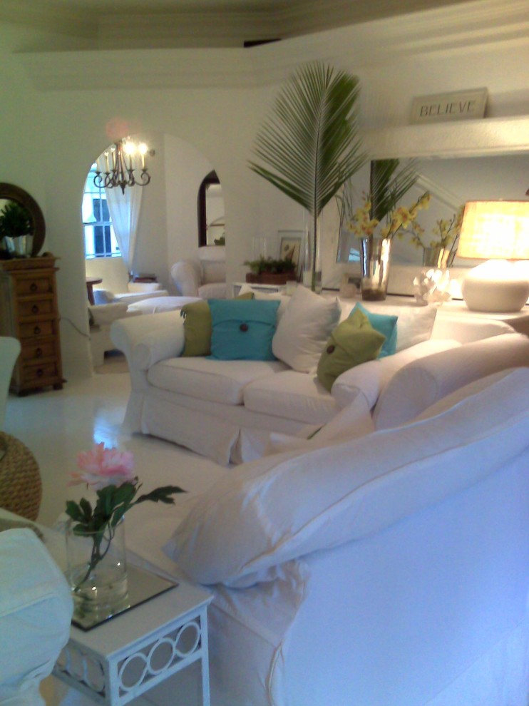 Inspiration for a tropical family room remodel in Miami