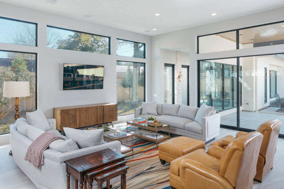 This is an example of a midcentury games room in Houston.