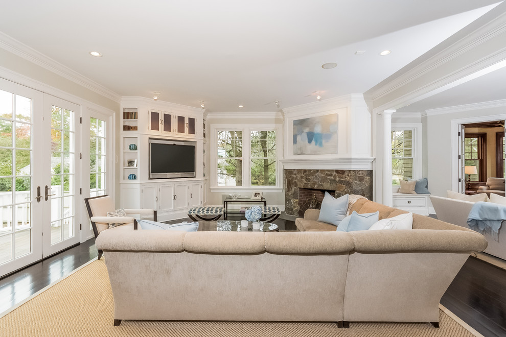 Westport Real Estate 5 Compo Beach Road, Westport, CT Beach Style