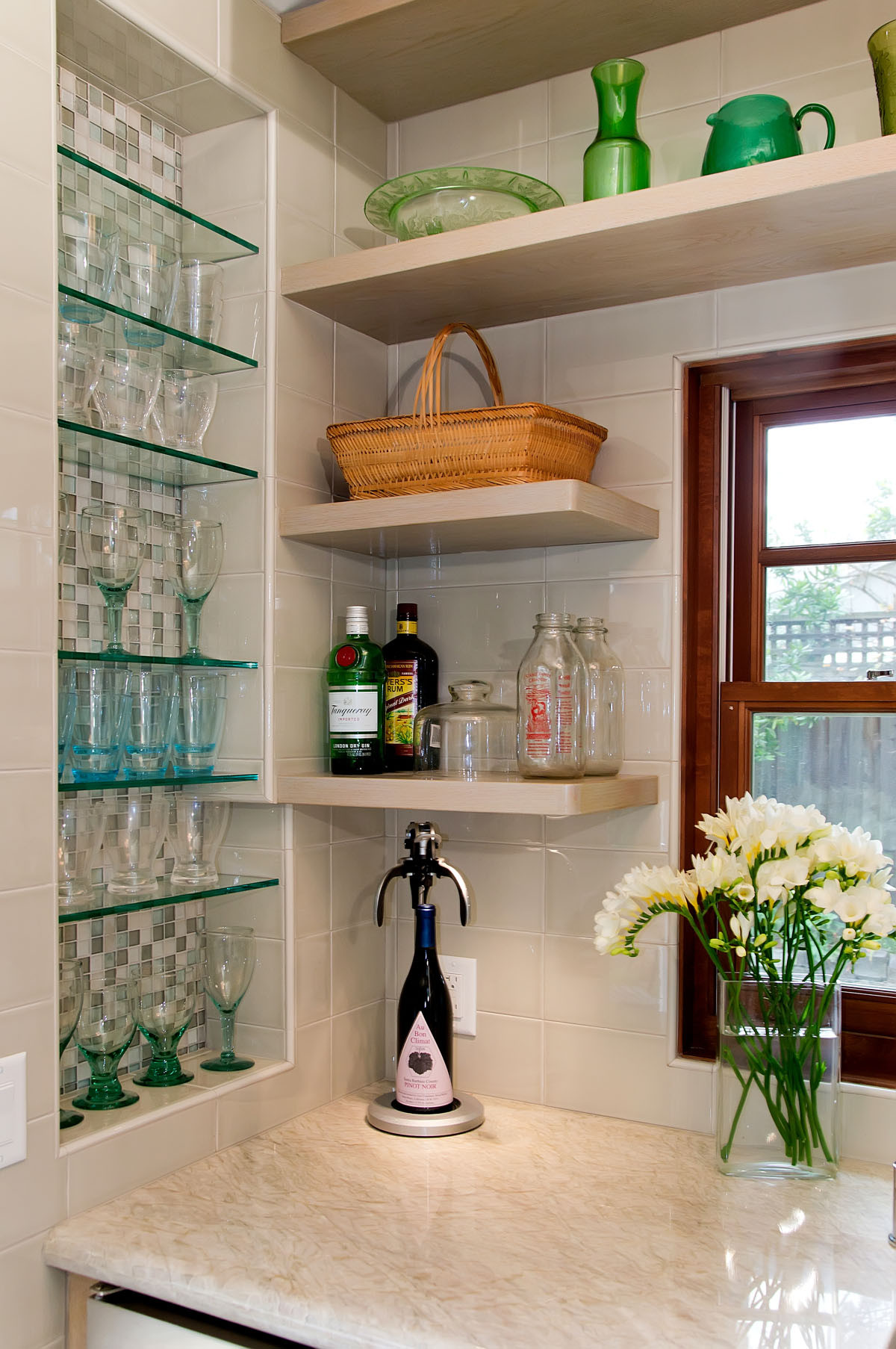 Glass Bar Shelves Design Ideas