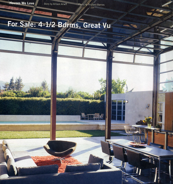 Example of an urban family room design in Los Angeles
