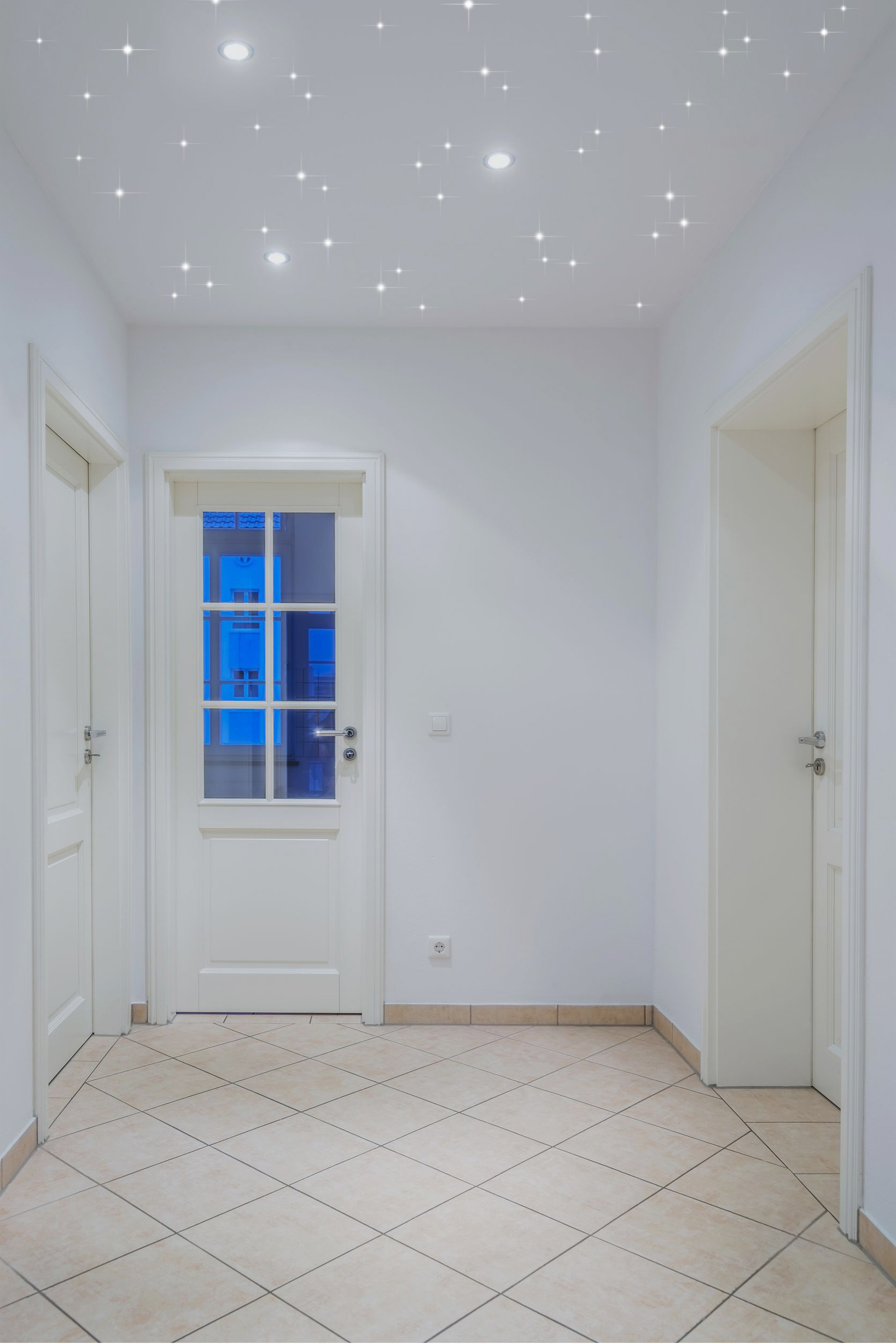 Haus Flur mit Pixlum LED Sternenhimmel und Einbaustrahlern als  Deckenleuchte - Hall - Other - by PIXLUM Deutschland GmbH - LED  Sternenhimmel | Houzz