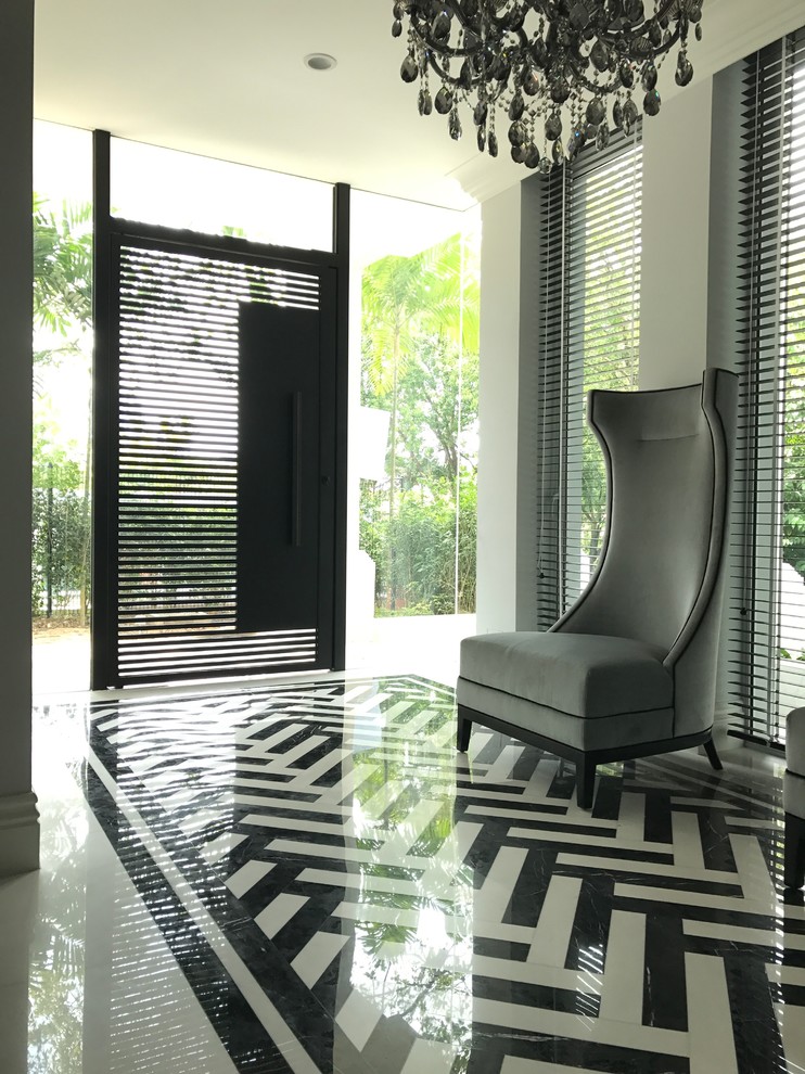 Inspiration for a contemporary entrance in Singapore.