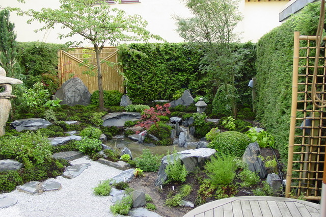 Kleiner Garten ganz Moos (Groß) Asian Garden Hanover by