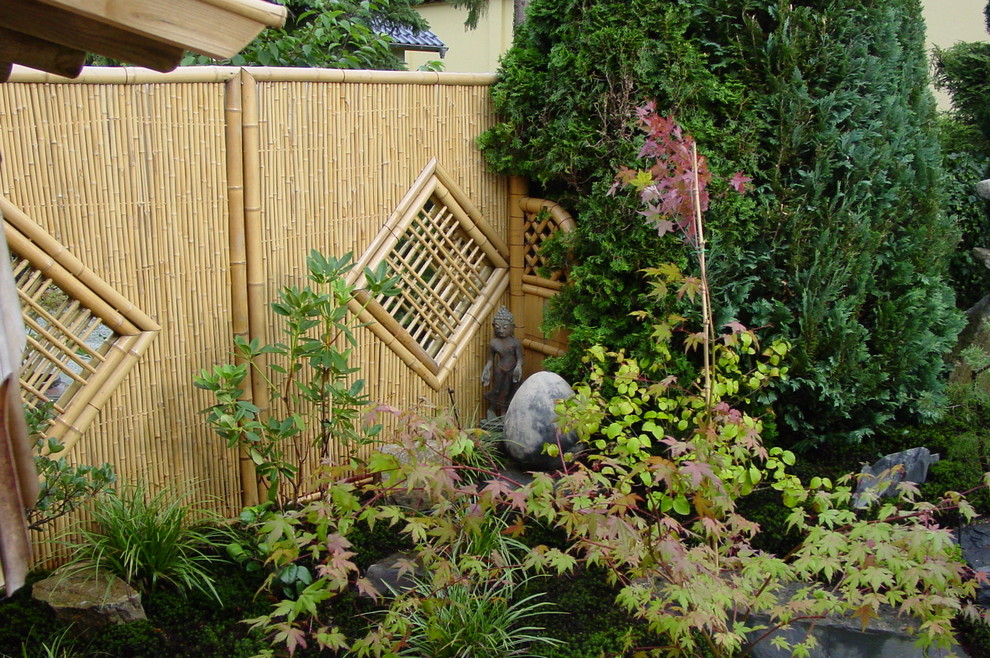 Kleiner Garten ganz Moos (Groß) Asian Landscape Hanover by