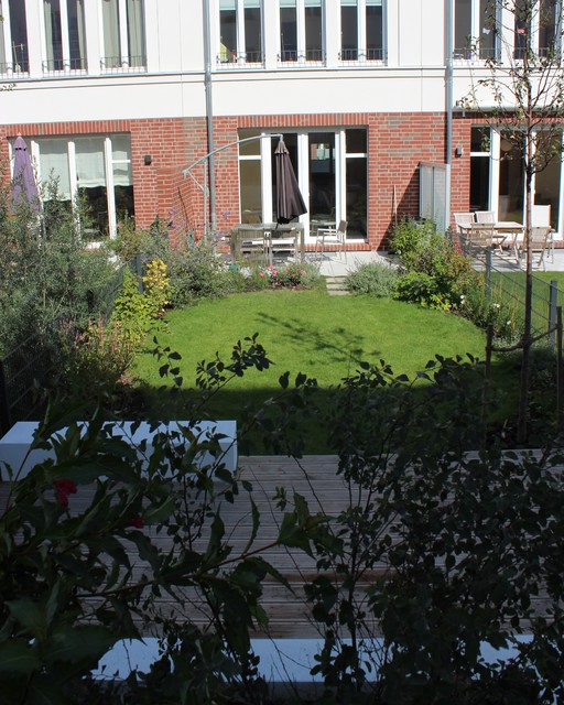 Kleiner Reihenhausgarten Modern Garten Berlin von