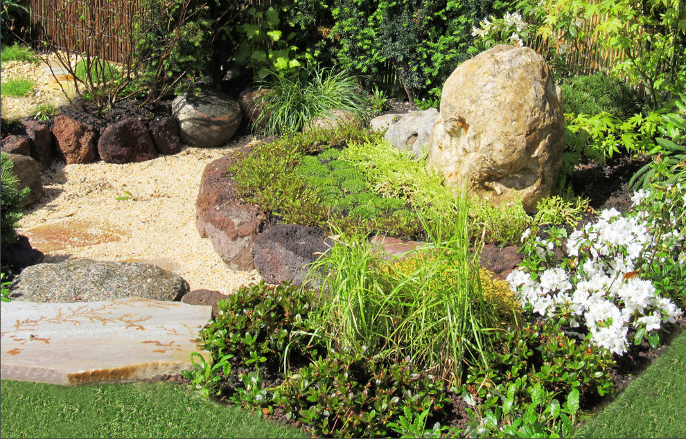 Idéer för att renovera en orientalisk trädgård, med grus