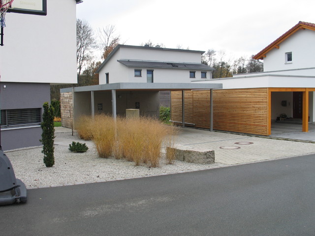 Modernen Garten mit Blümenkasten - Modern - Garten - Nürnberg - von