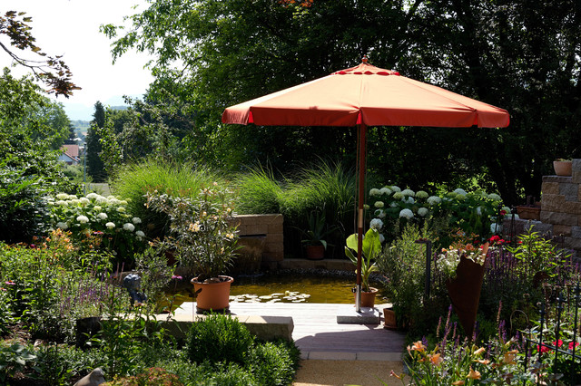 Natürlicher Familiengarten in moderner Optik Modern Garten