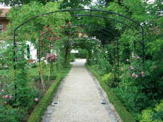Gravier décoratif : décorez votre jardin en rose