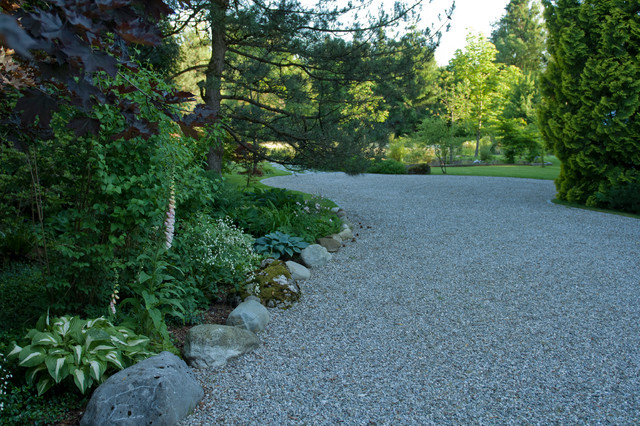 Randbepflanzung im Schatten Traditional Garden Munich by Garten