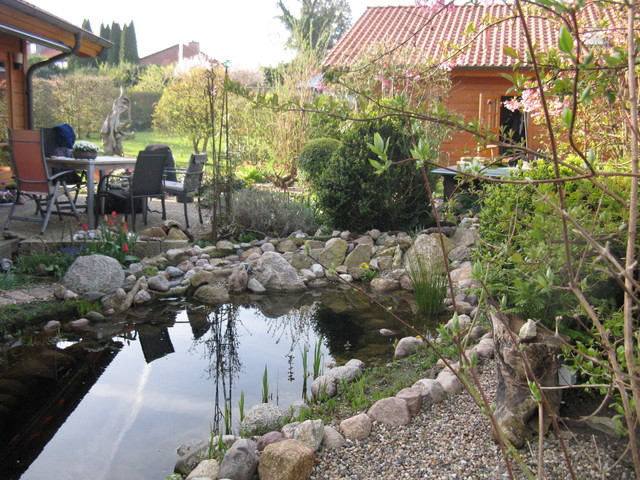 Teich mit kleinem Bachlauf Campagne Jardin Hanovre par Wilde