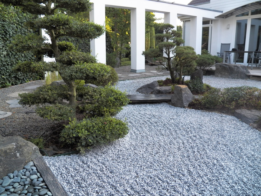 Zengarten bei Düsseldorf Asian Landscape Dusseldorf by User Houzz