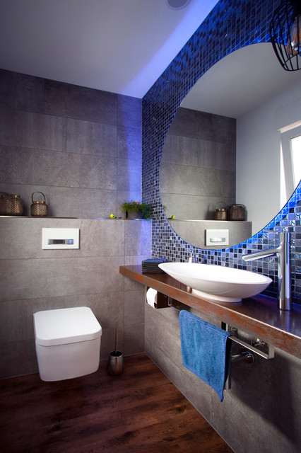 Ein Smart Home muss nicht teuer sein - Contemporary - Cloakroom - by Gira  Giersiepen GmbH & Co. KG | Houzz IE