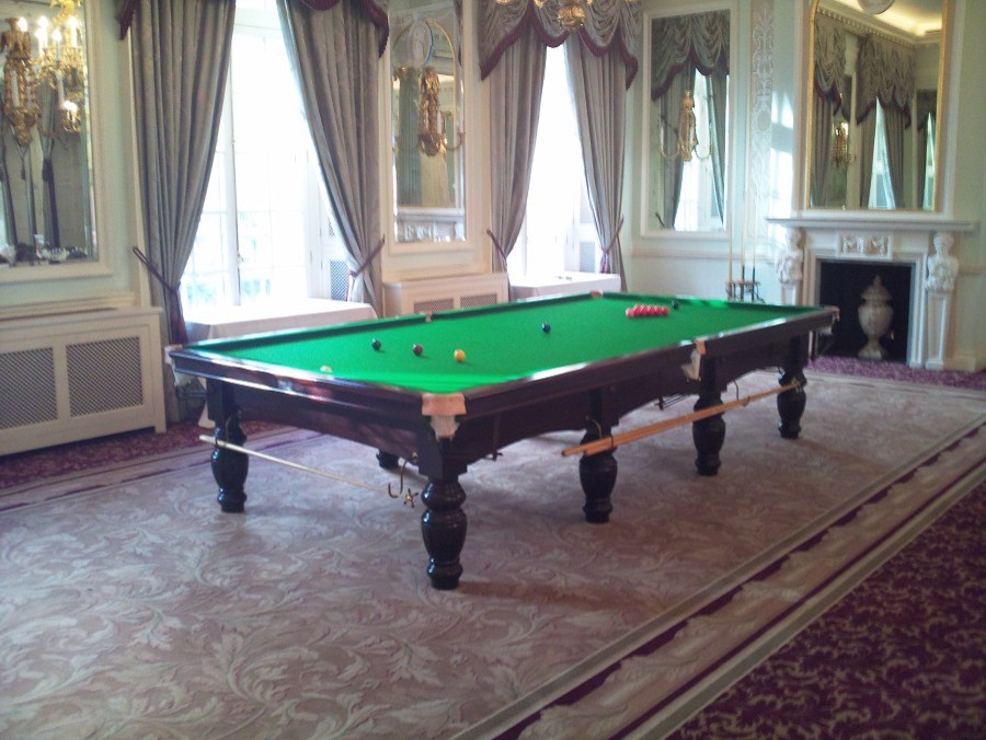 Inspiration for a traditional games room in Kent.