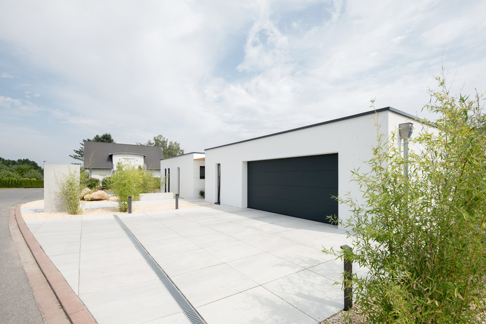 wohnhaus b - Modern - Garage - Nuremberg - by sebastian kolm