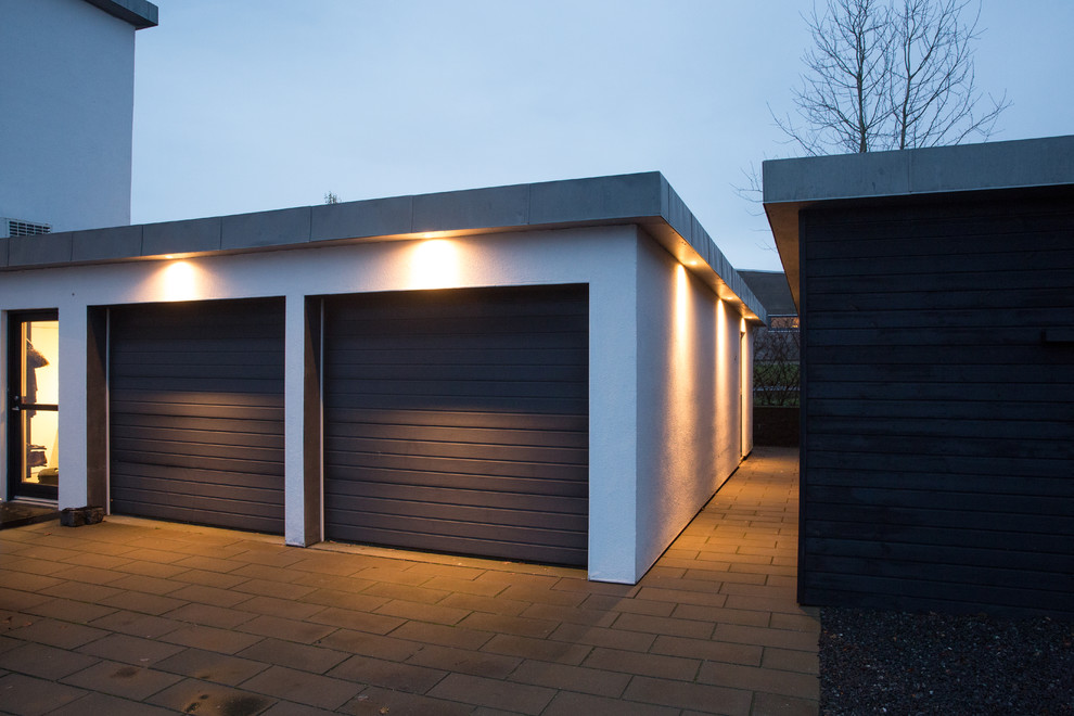 Inspiration for a modern garage remodel in Esbjerg