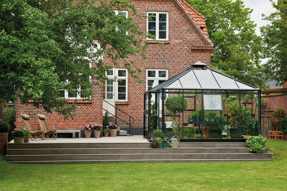 This is an example of a classic garden shed and building in Copenhagen.