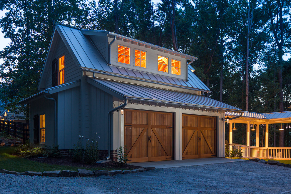 Design ideas for a large rural detached double garage workshop in Atlanta.