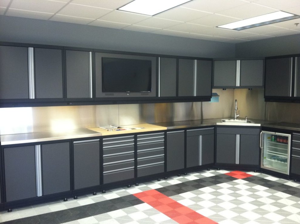 Atherton Powder Coated Steel & Epoxy Checker Board Floor