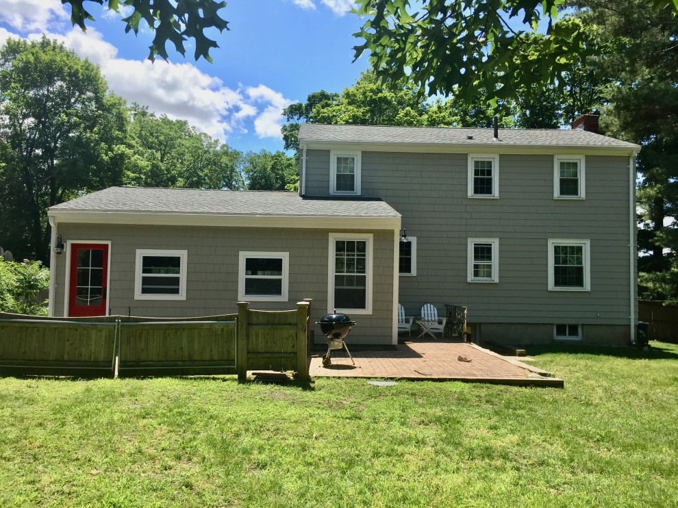 ATTACHED TWO CAR GARAGE WITH MUDROOM, READING, MA Traditional