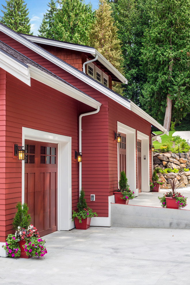 Design ideas for a traditional garage in Seattle.