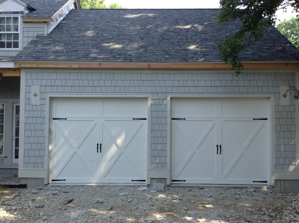 C.H.I. 5434 Carriage House with Overlay Traditional Garage