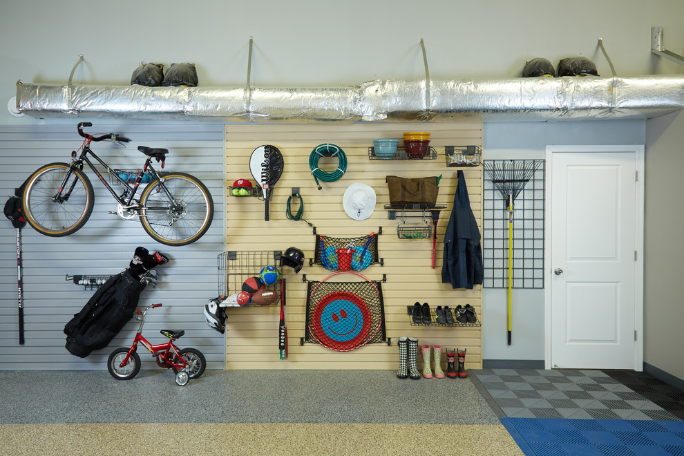 Inspiration for a small contemporary garage workshop remodel in Orange County