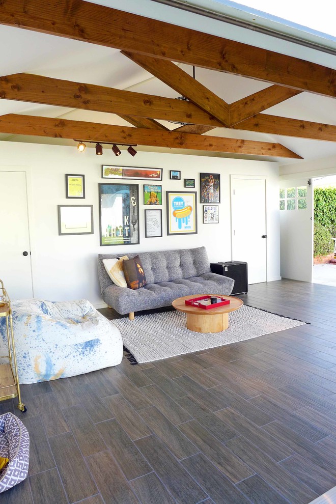 This is an example of a small contemporary detached garage conversion in Los Angeles.