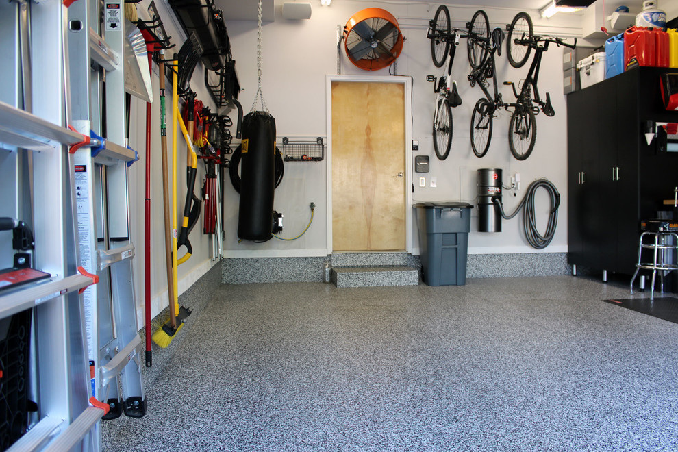 Inspiration for a small industrial attached one-car garage workshop remodel in Dallas