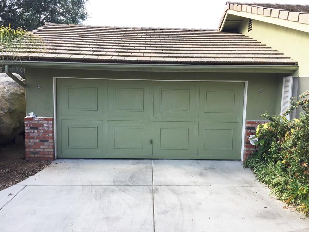 Escondido Garage Doors - Contemporary - Garage - San Diego - by Door