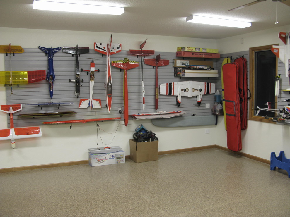 Ferrari / RC Garage Contemporary Garage Other by Custom Storage