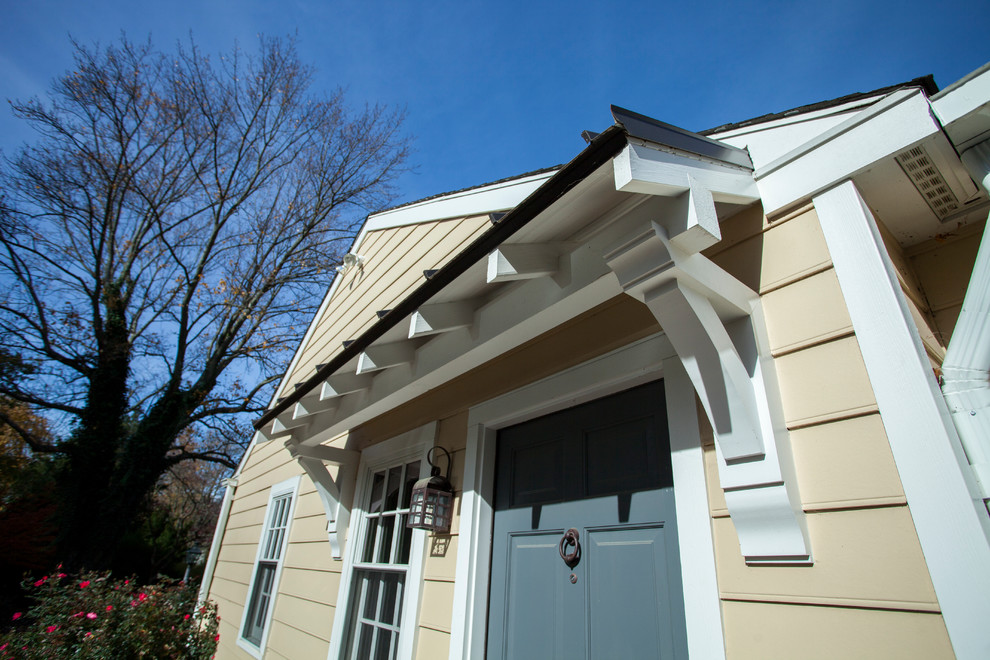 Example of a large classic attached two-car garage workshop design in Philadelphia