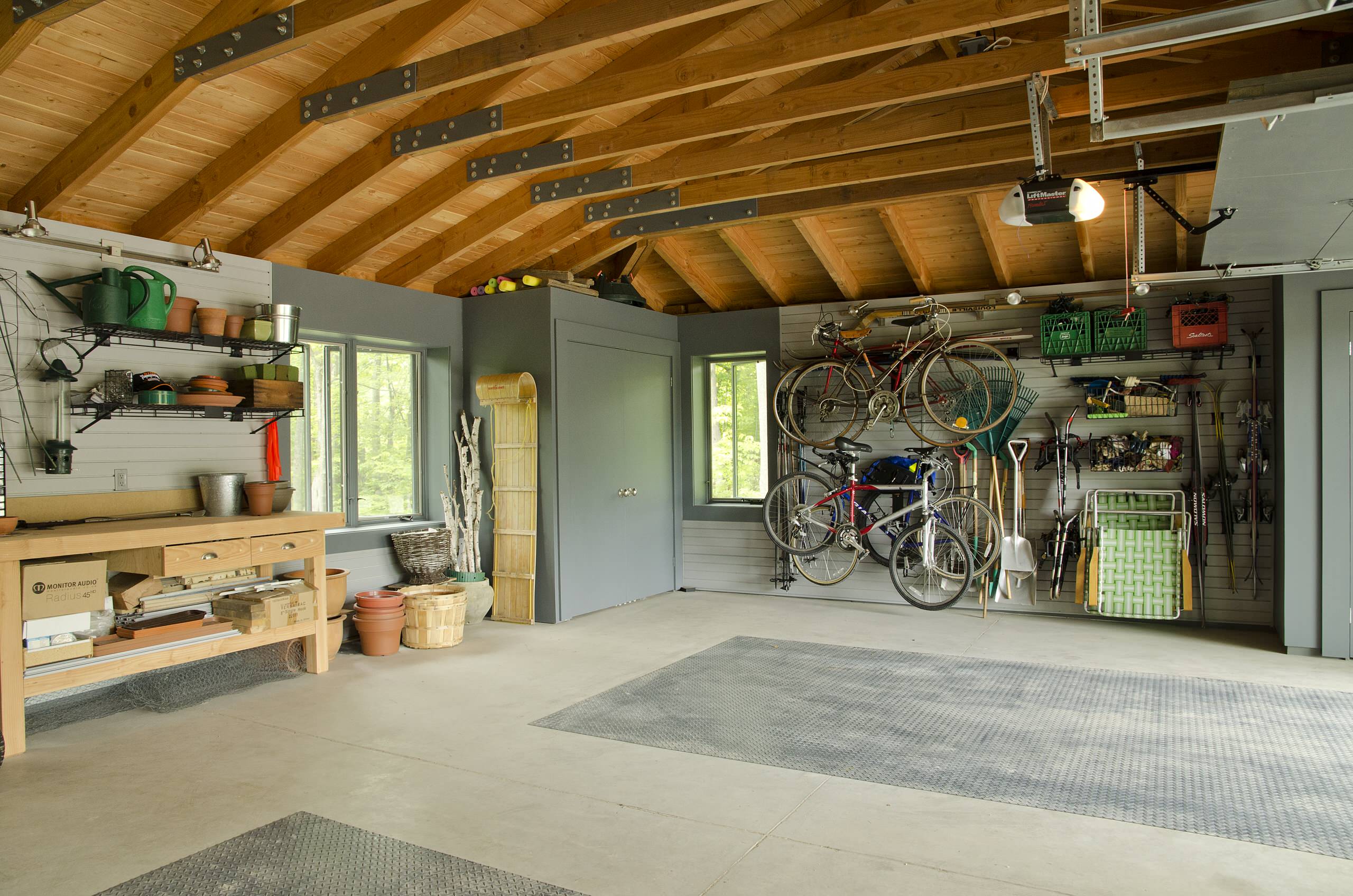 33+ Best Bild Garage Design Ideas : Garage Design Ideas Cool Garage Interior Designs By Space 0 - Pegboard, a garage staple, is the best and most economical way to store individual tools and equipment.