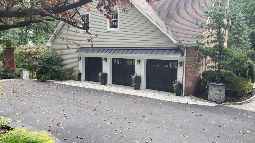 Garage overhang black roof - Garage - Other - by Golecus | Houzz