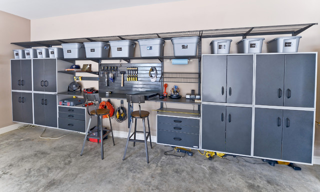 Garage Storage Современный Гараж Цинциннати от эксперта Organized Living Houzz Россия Garage Storage Современный Гараж, Garage Storage Workbench Systems