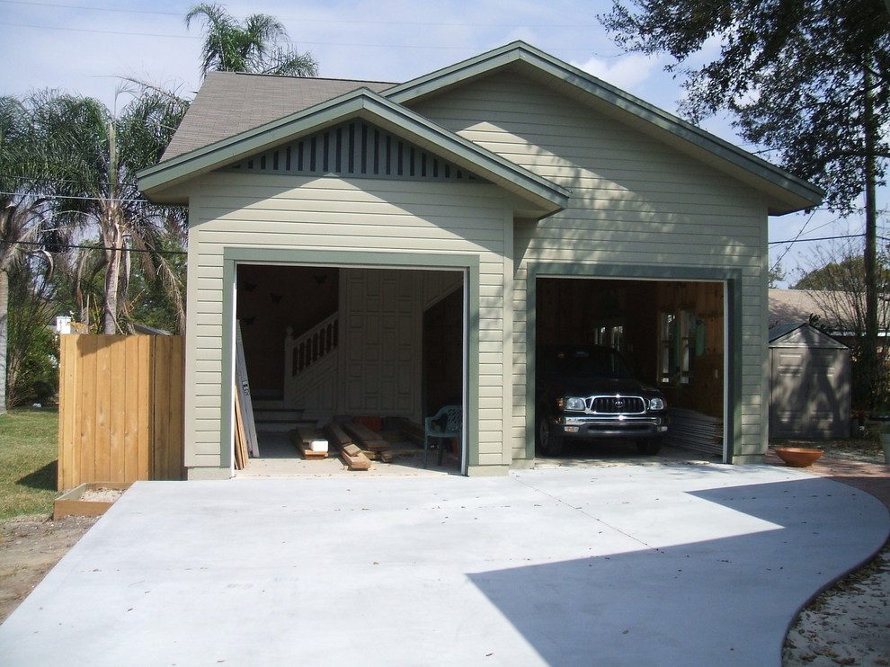 Aménagement d'un grand garage pour deux voitures séparé craftsman.