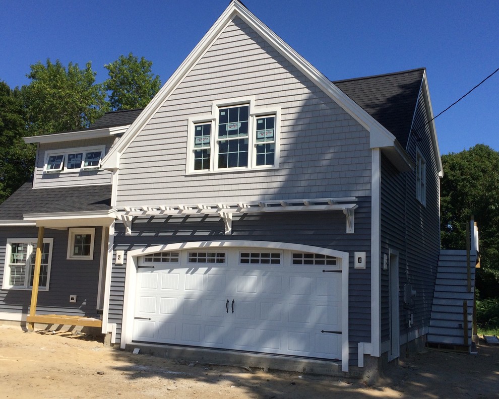 This is an example of a traditional garage in Portland Maine.